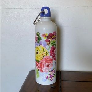Pioneer woman water bottle